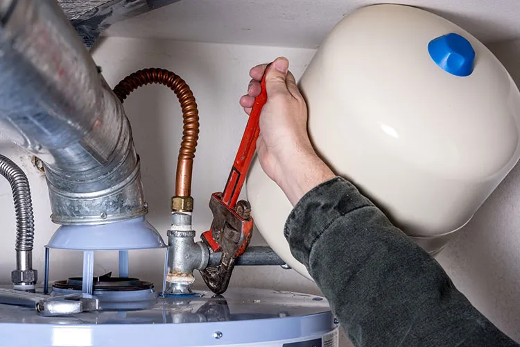 Assessing whether to repair or replace a water heater in a Lititz, PA basement